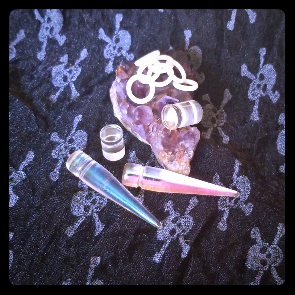 Iridescent clear 00g tapers and plugs